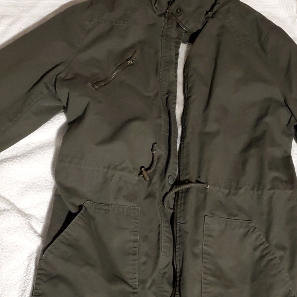 Cute army green jacket